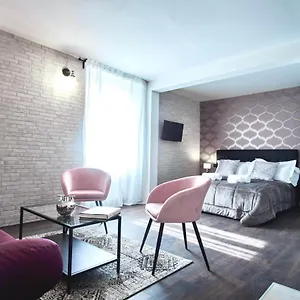 Chiclife Shenkin Sarona - Santa Caterina & Museums Apartment Bergamo